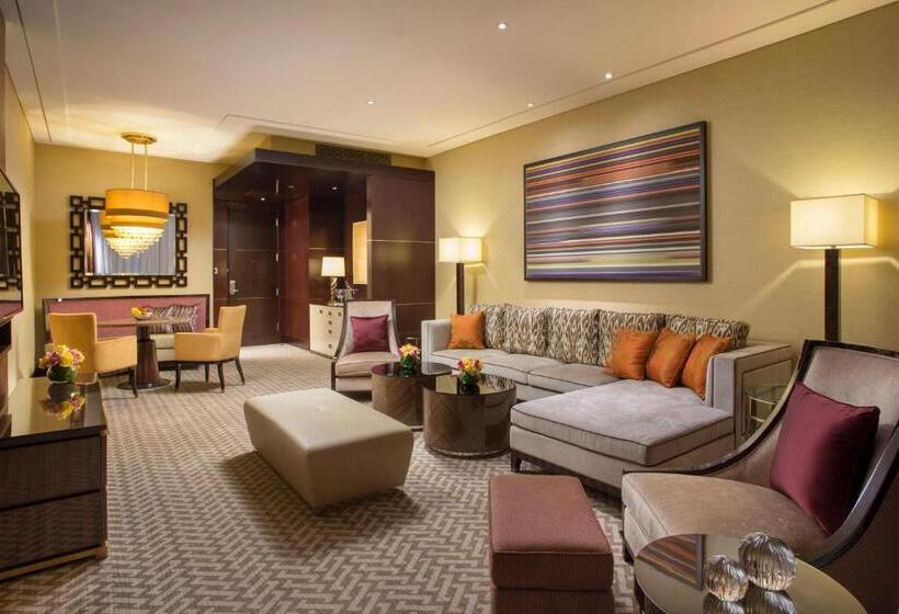 سوئیت پریمیوم, City Of Dreams   Nüwa Manila