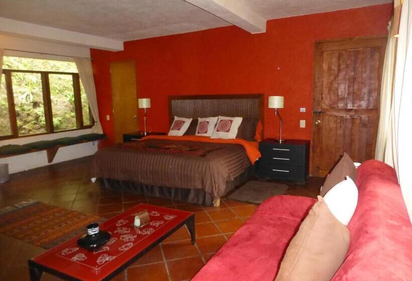 سوئیت مستر, La Casa Del Rio
