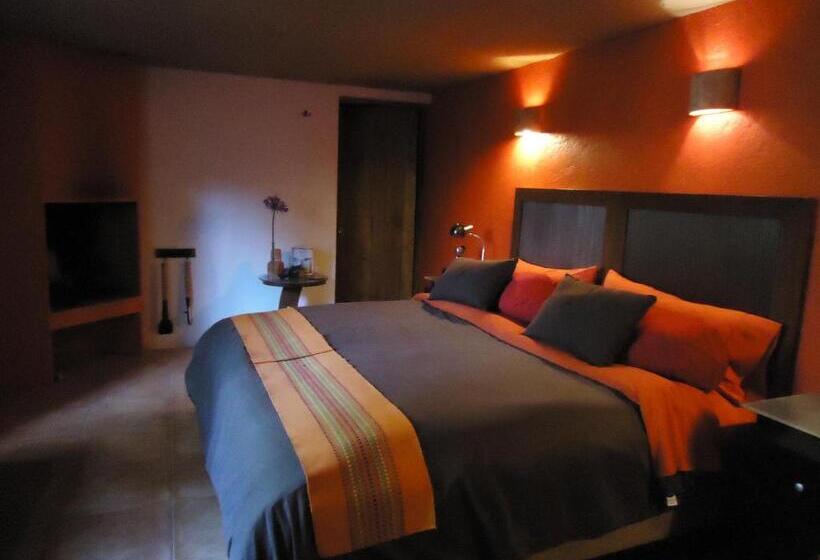 اتاق استاندارد سه نفره, La Casa Del Rio