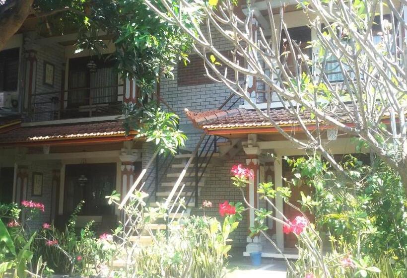 اتاق استاندارد با چشم‌انداز باغ, Lovina Beach