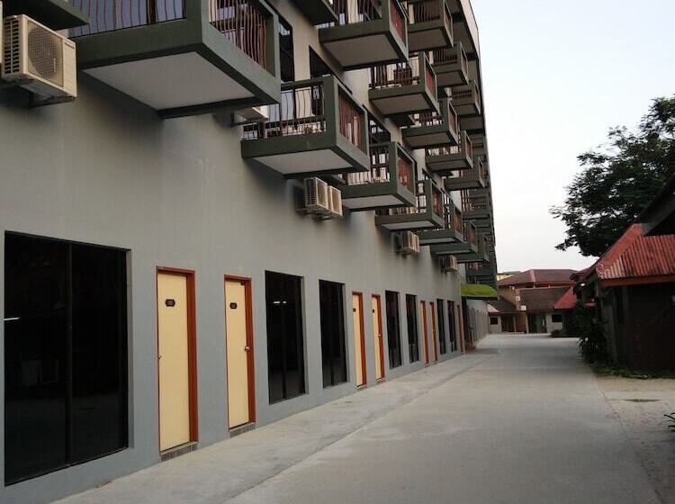 اتاق سوپریور, Malibest Resort