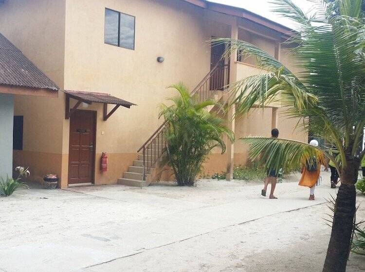 اتاق خانوادگی, Malibest Resort