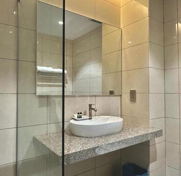 اتاق لوکس با تخت دو نفره بزرگ, Malibest Resort
