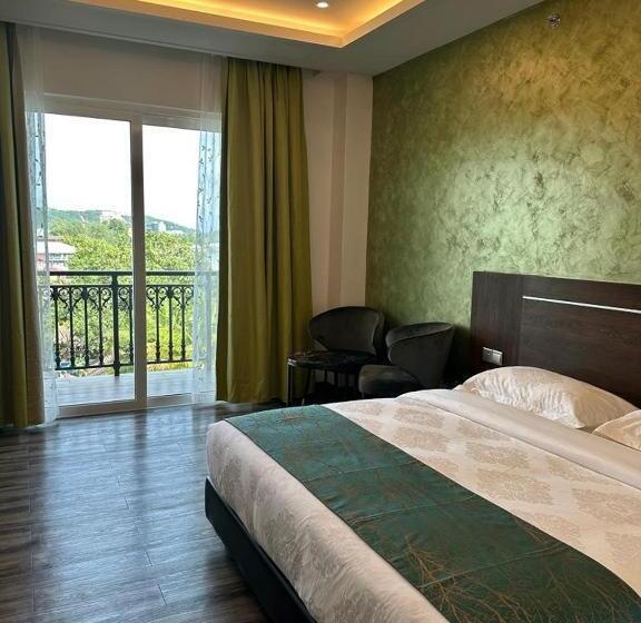 اتاق لوکس با تخت دو نفره بزرگ, Malibest Resort