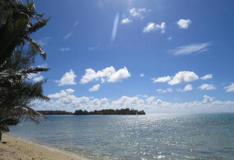 استودیوی استاندارد, Muri Beach Resort