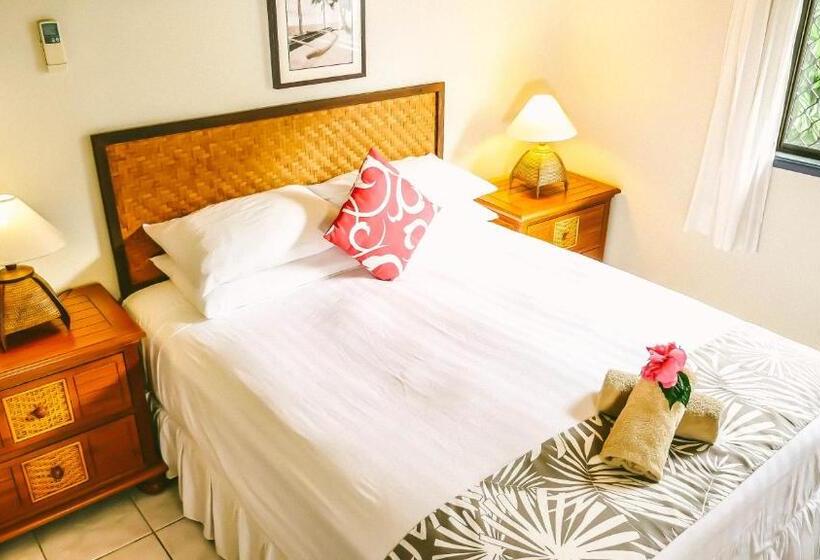 استودیوی استاندارد, Muri Beach Resort