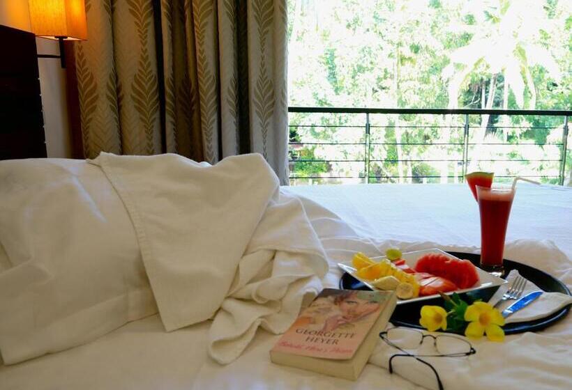اتاق لوکس, Nature Trails Boutique