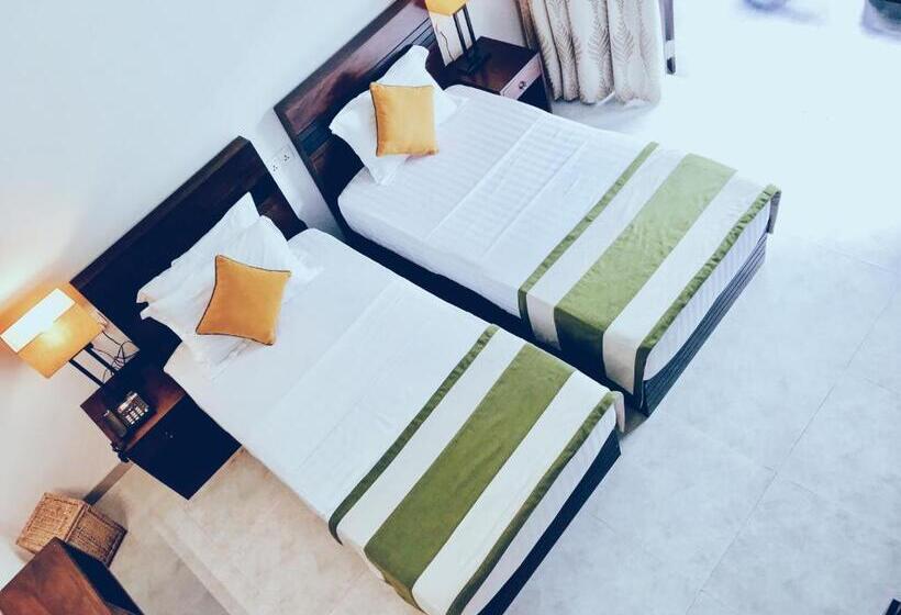 اتاق لوکس, Nature Trails Boutique