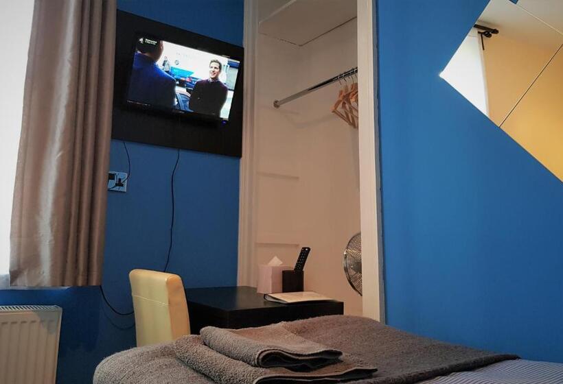 اتاق استاندارد یک نفره, Robin 7 Lodge City Centre