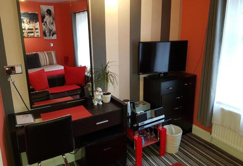 اتاق سوپریور, Robin 7 Lodge City Centre