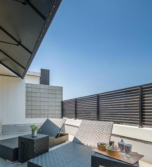 اتاق استاندارد با تخت بزرگ, Sakura Terrace The Gallery