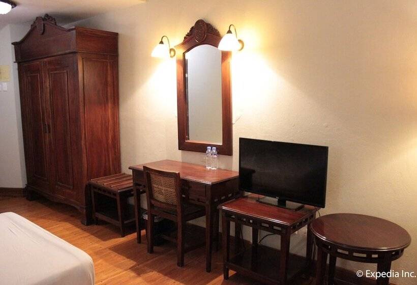 اتاق سوپریور, Salcedo De Vigan