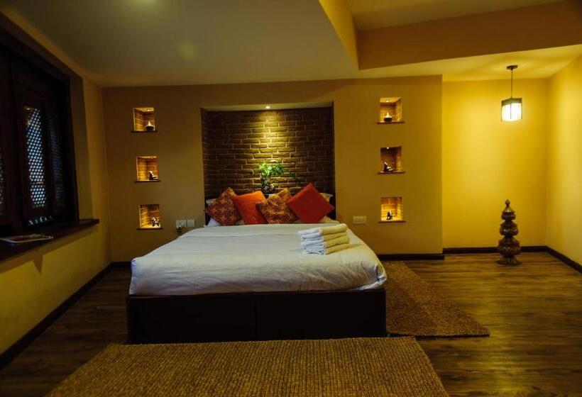 سوییت, Thagu Chhen A Boutique