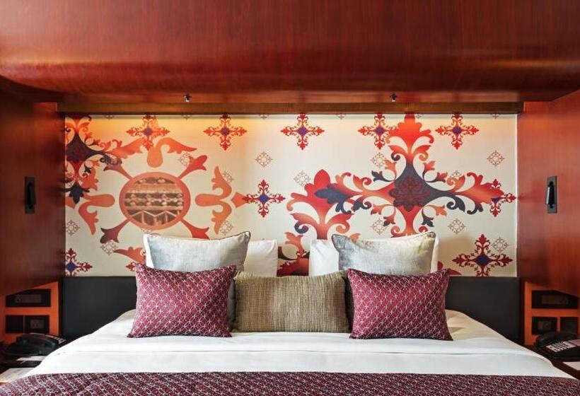 Люкс, Zone By The Park , Bani Park Jaipur