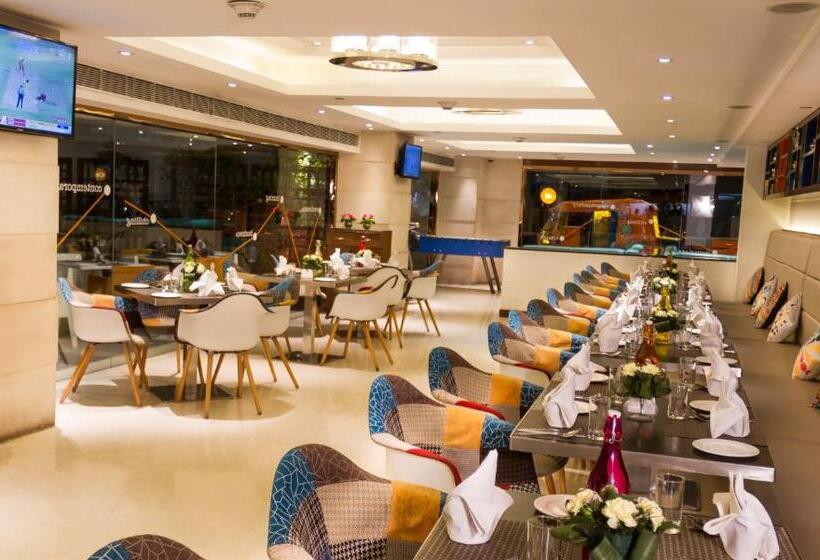 Номер Стандарт, Zone By The Park , Bani Park Jaipur