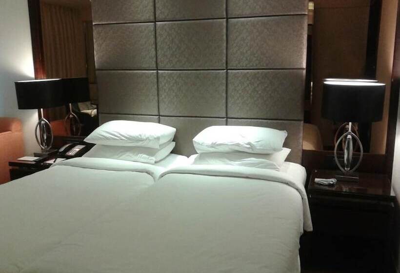 Номер Стандарт, Zone By The Park , Bani Park Jaipur