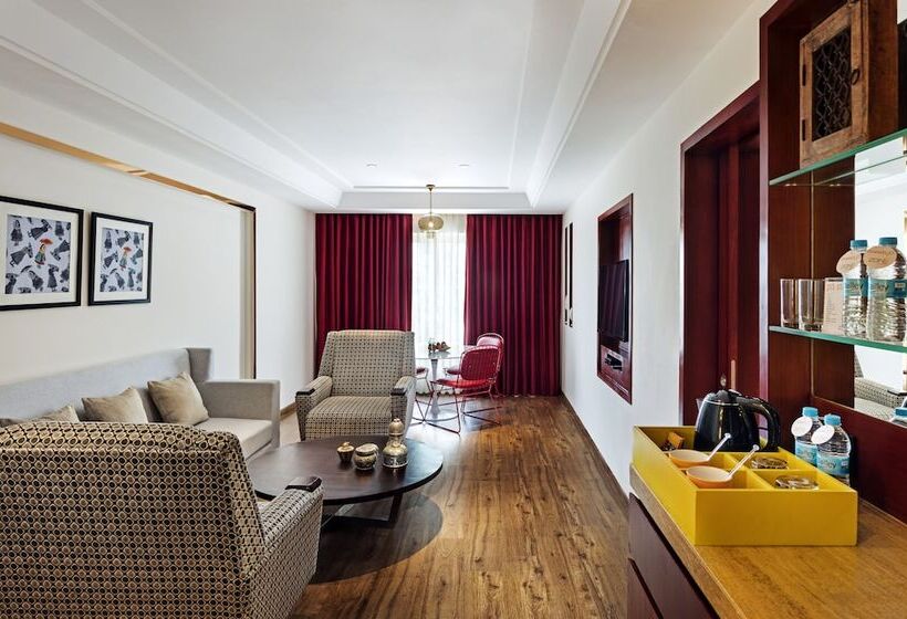Номер Стандарт, Zone By The Park , Bani Park Jaipur