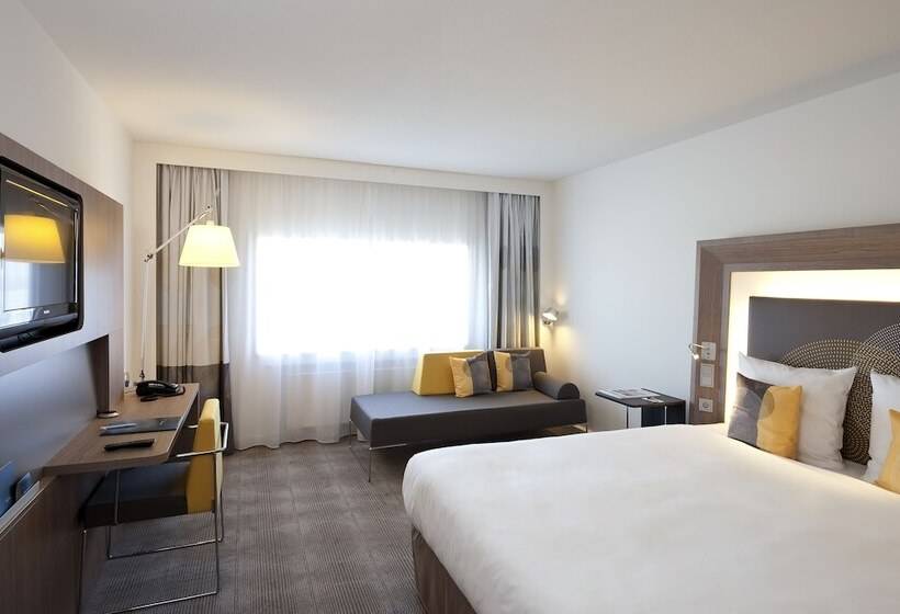 标准间带双人床, Novotel Amsterdam Schiphol Airport
