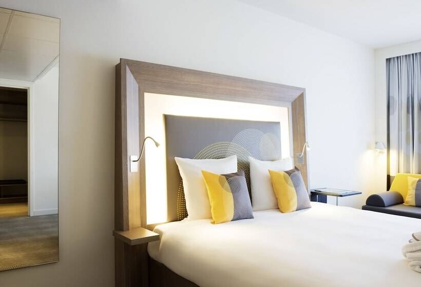 标准间带双人床, Novotel Amsterdam Schiphol Airport