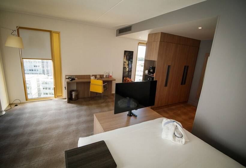 小型套房, Novotel Amsterdam Schiphol Airport