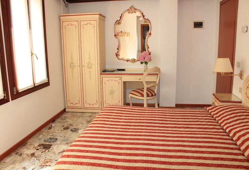 اتاق استاندارد, Bed & Breakfast Barababao