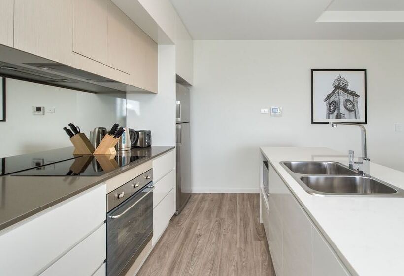 2 Bedrooms Apartment River View, Empire Apartment Hotel Rockhampton