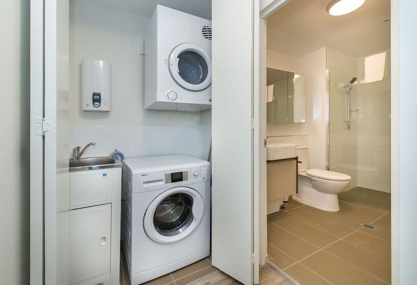 2 Bedrooms Apartment City View, Empire Apartment Hotel Rockhampton