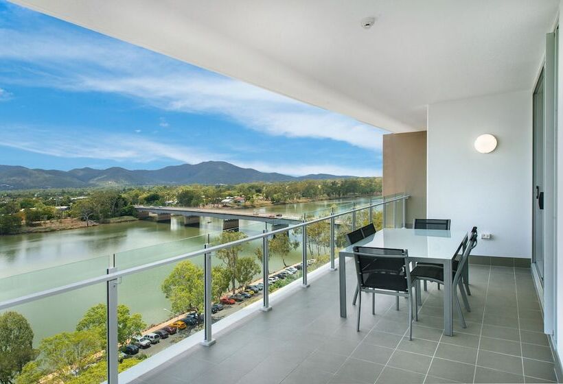 2 Bedrooms Apartment River View, Empire Apartment Hotel Rockhampton