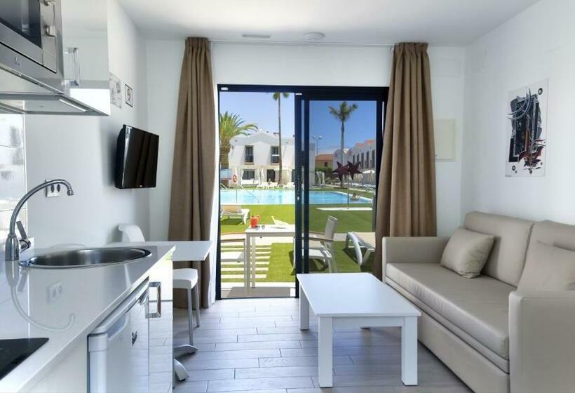 Бунгало с видом на бассейн, Fbc Fortuny Resort - Adults Only