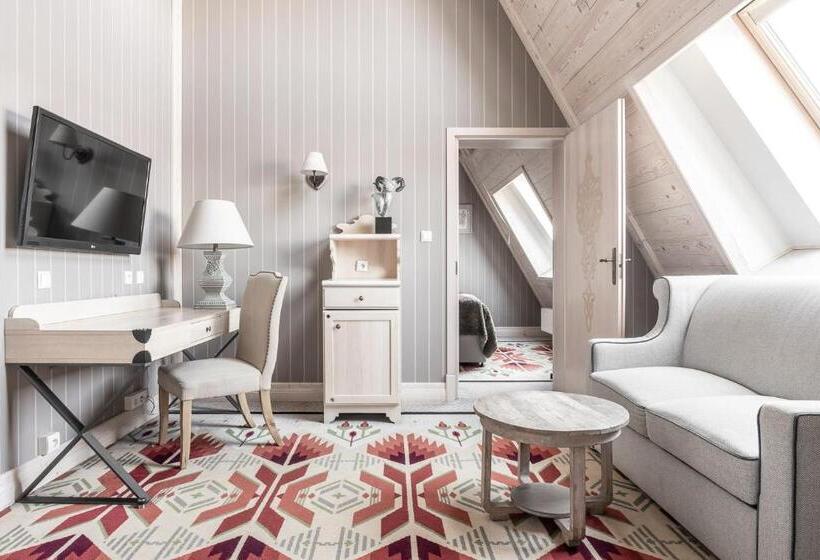 جناح, Aries Hotel & Spa Zakopane
