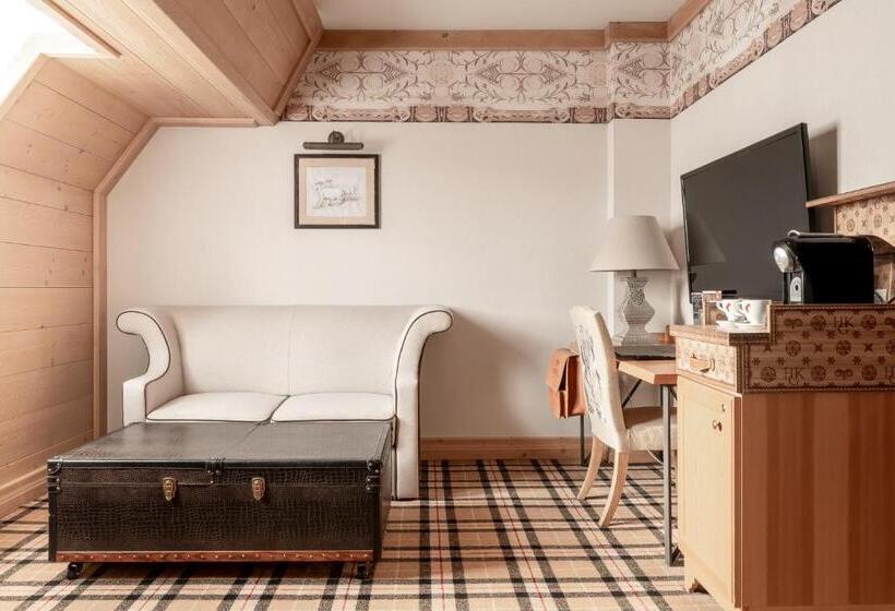 جناح, Aries Hotel & Spa Zakopane