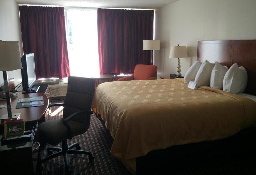 اتاق استاندارد با تخت بزرگ برای معلولان, Days Inn By Wyndham Hartsfield Jackson Atlanta Airport West