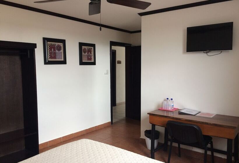 اتاق استاندارد, Easy Inn