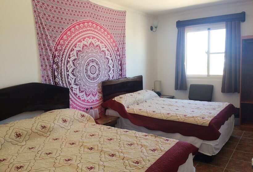 اتاق استاندارد, Easy Inn