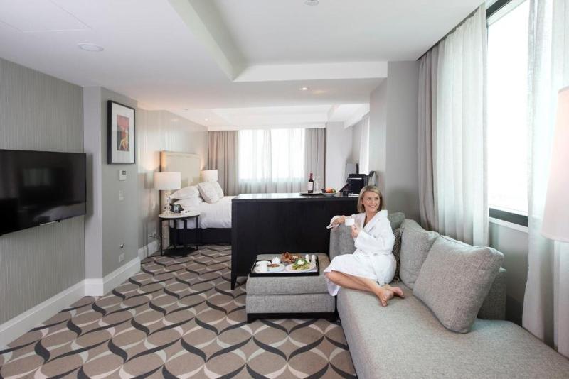 سوئیت با تخت بزرگ, Mayfair