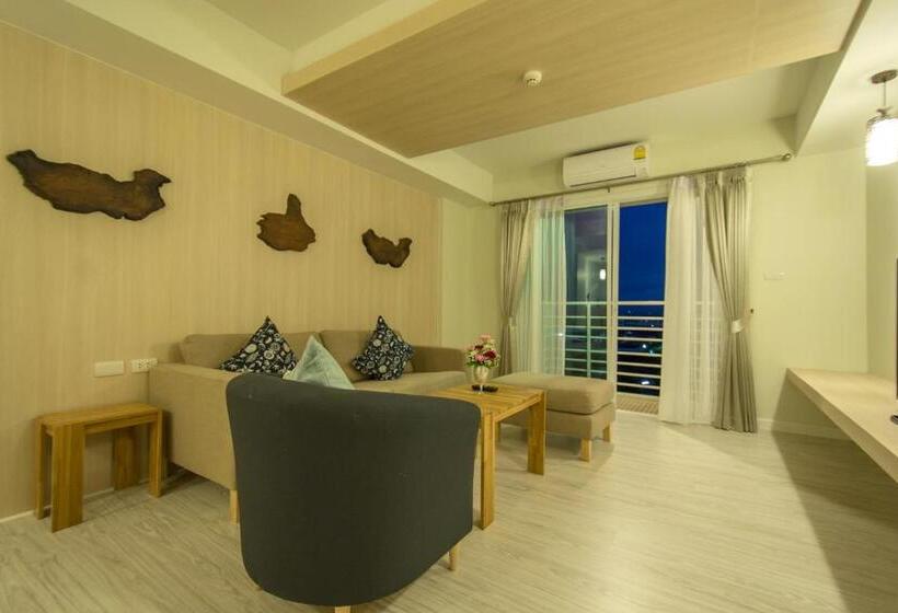 سوئیت با وان آب گرم, Prachuap Grand