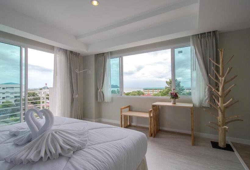 سوئیت با وان آب گرم, Prachuap Grand