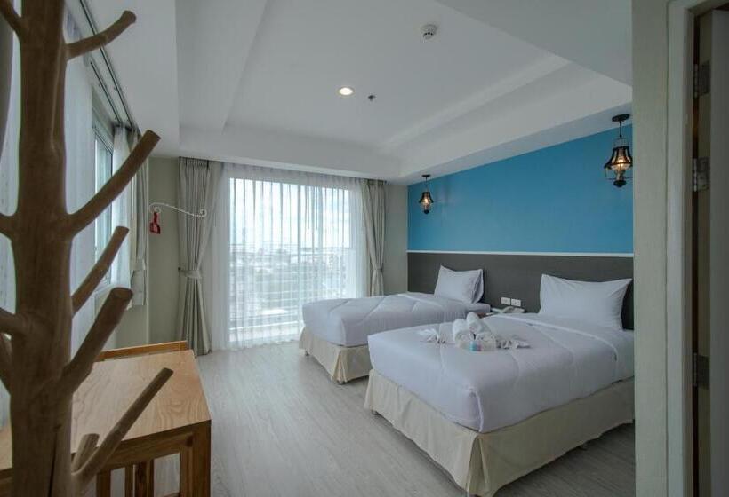 سوییت جونیور, Prachuap Grand
