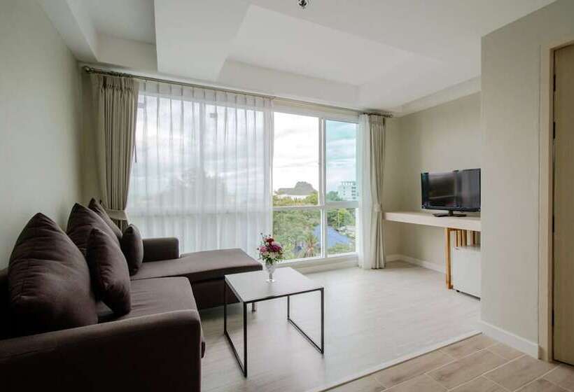 سوییت جونیور, Prachuap Grand