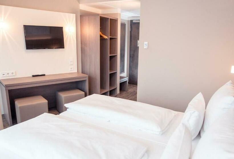 Standard Room, Tulip Inn Muenchen Messe