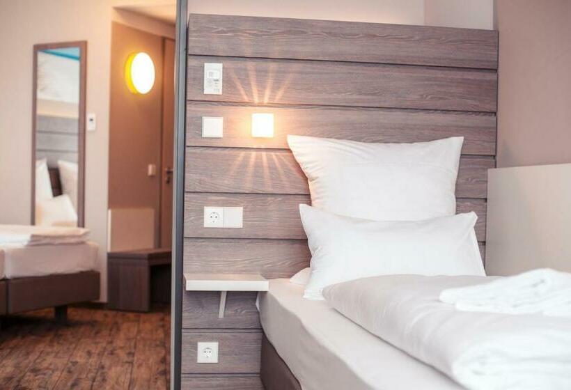اتاق استاندارد یک نفره, Tulip Inn München Messe