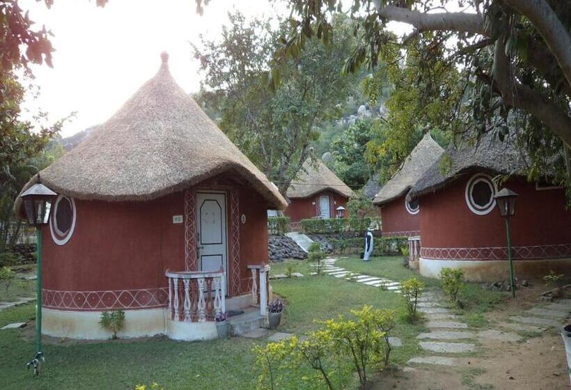 کابین, Kishkinda Hertiage Resort