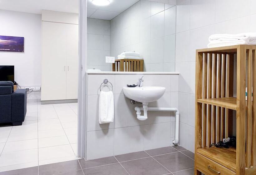 اتاق استاندارد برای معلولان, Ramada Suites By Wyndham Zen Quarter Darwin