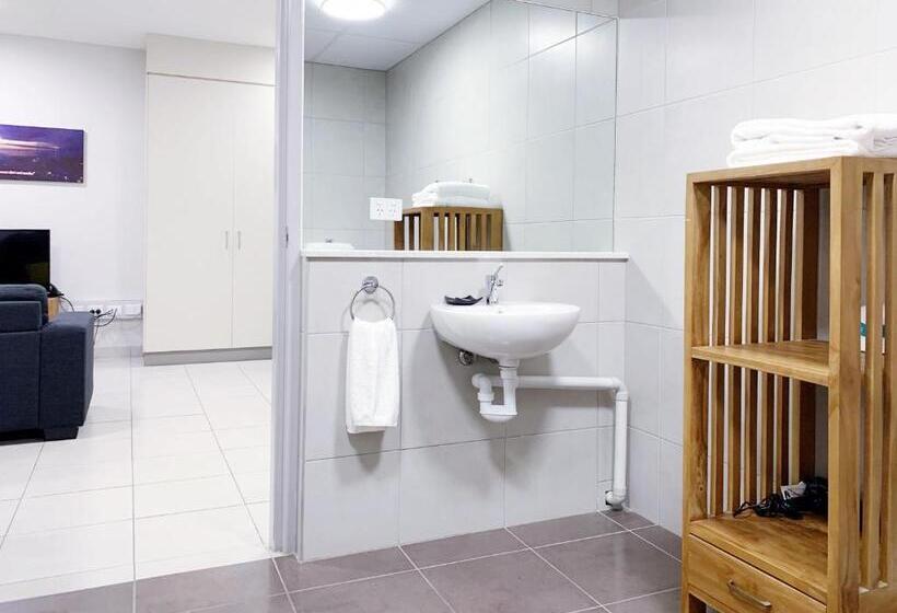 اتاق استاندارد برای معلولان, Ramada Suites By Wyndham Zen Quarter Darwin
