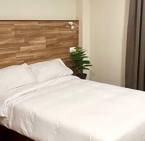 استودیو خانوادگی, Apartahotel Golden Alcalá
