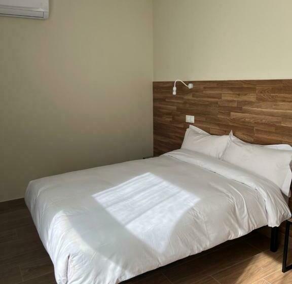 استودیو خانوادگی, Apartahotel Golden Alcalá