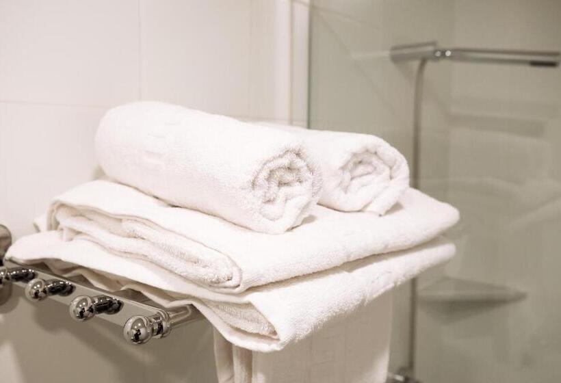 اتاق لوکس, Apartahotel Golden Alcalá