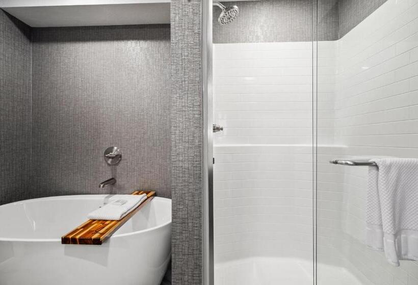 اتاق استاندارد با تخت بزرگ, Alexandra Inn