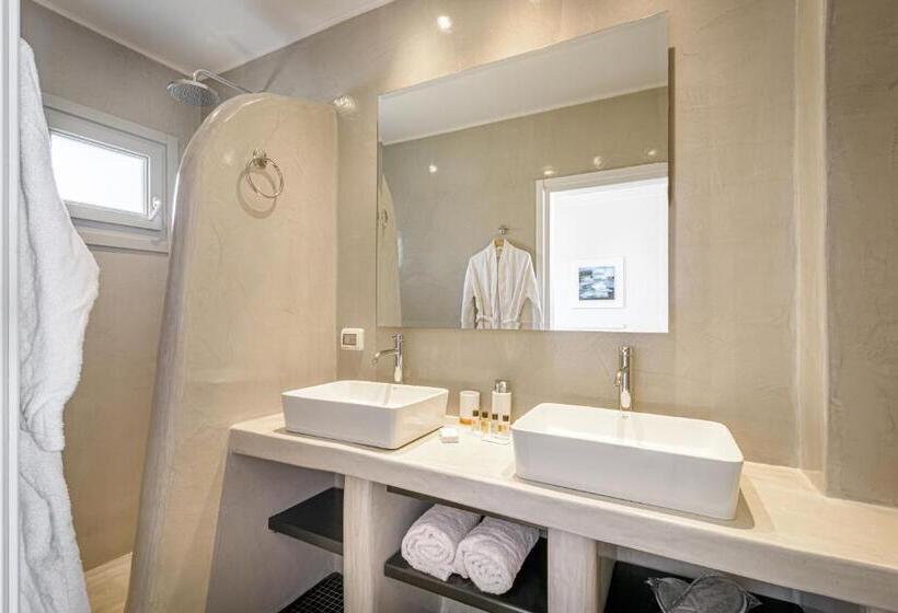 ویلای یک اتاق خوابه با استخر شنا, Amoramelia Suites