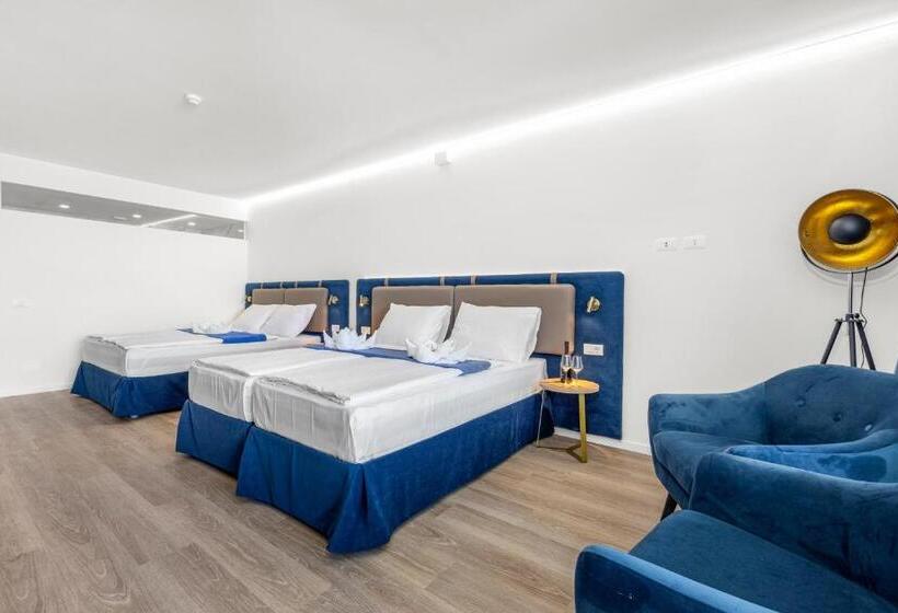 اتاق سوپریور چهار تخته, Resort Del Mar Emotion